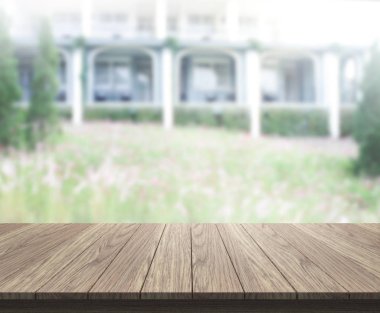 Top masa ve bina, arka plan bulanıklık