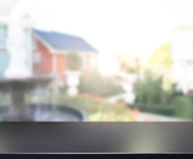 Tablo üst ve arka plan bulanıklık bina