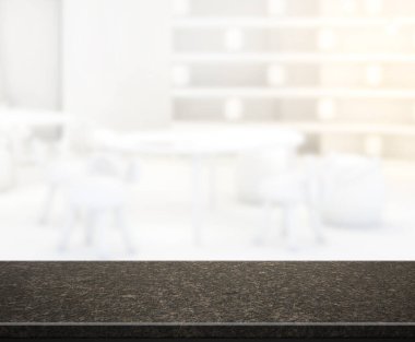 Arka planın Masa Üstü ve Bulanık Oturma Odası