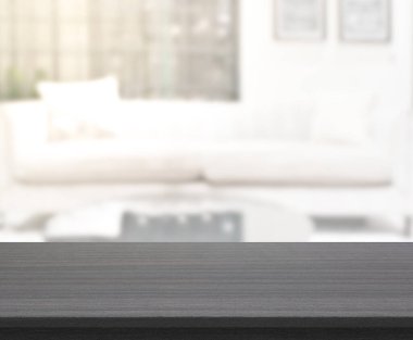 Arka planın Masa Üstü ve Bulanık Oturma Odası