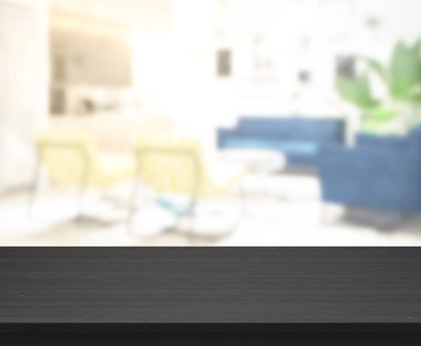 Arka planın Masa Üstü ve Bulanık Oturma Odası