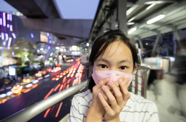 Malade Asiatique Personnes Portant Masque Protection Enfant Fille Toux Étouffement — Photo