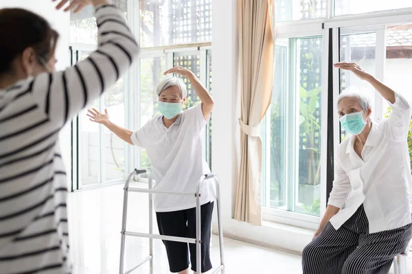 Mujer Asiática Está Haciendo Actividades Ejercicio Para Las Personas Mayores — Foto de Stock