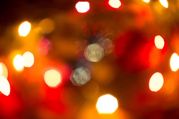 Cor Fundo desfocado: iluminação Bokeh de acordo com o público, a textura do ponto de espaço de cópia, iluminação concerto divertido no palco, uma discoteca turva . — Fotografia de Stock