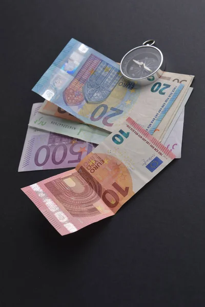 ユーロや生活のためのお金の概念 — ストック写真