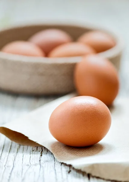 Naturaleza muerta de los huevos en el estilo rusti — Foto de Stock