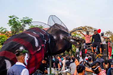 Margao, Goa / Hindistan - 23 Şubat 2020: Goa, Hindistan / Goan kültüründe düzenlenen Karnaval kutlamaları sırasında yüzen ve karakterler sergilenmekte