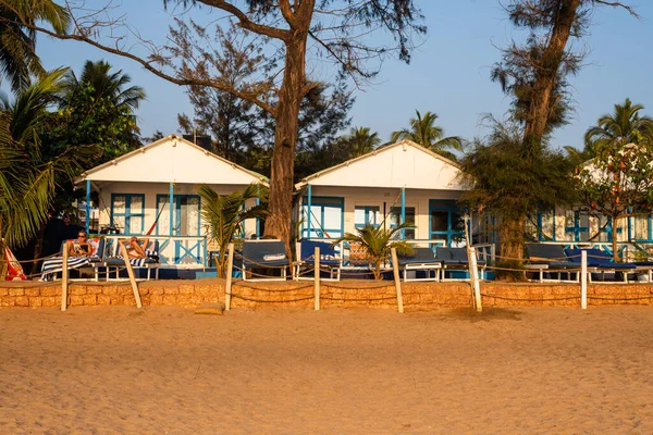 Agonda Beach Goa India February 2020 Caucasian Tourists Families Relaxing — Stock Photo, Image