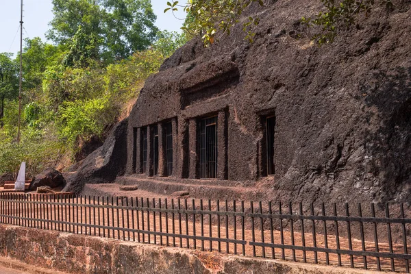 Aravalem Harvalem Caves Goa India March 2020 Protected Heritage Site — Stock Photo, Image