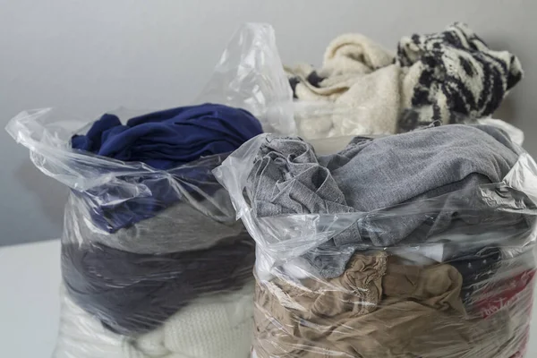Alltagskleidung Plastiktüten Verpackt — Stockfoto