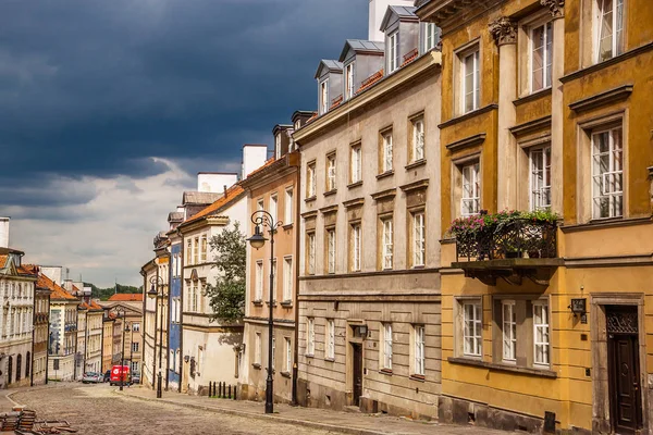 Warsaw streets, castle, church — Stock Photo, Image