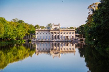 Łazienki veya Royal banyoları park