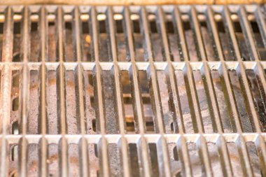 Gaz ocağıyla ızgara ızgarası