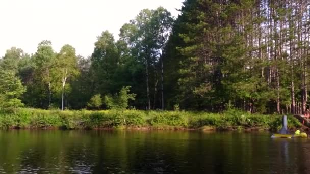 Staveniště železného železničního mostu — Stock video