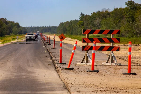 Señales de advertencia de construcción en carretera — Foto de Stock