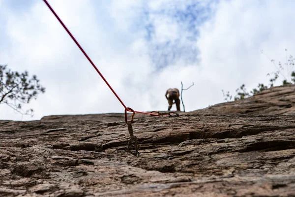 Traditional outdoor rock climbing — 스톡 사진