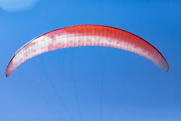 Vista de perto do parapente paraquedas — Fotografia de Stock