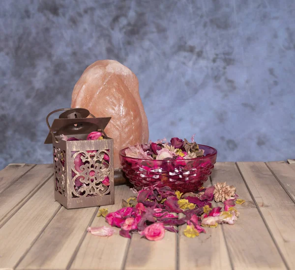homeopaty remedy pink salt and mixed flower relax and meditation