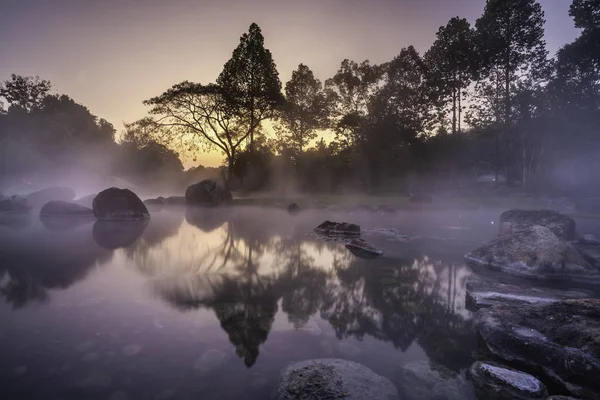 Hot Springs Onsen Natural Bath at National Park Chae Son, Lampan — стокове фото