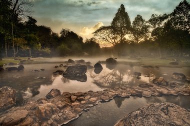 Hot Springs Onsen Natural Bath at National Park Chae Son, Lampan