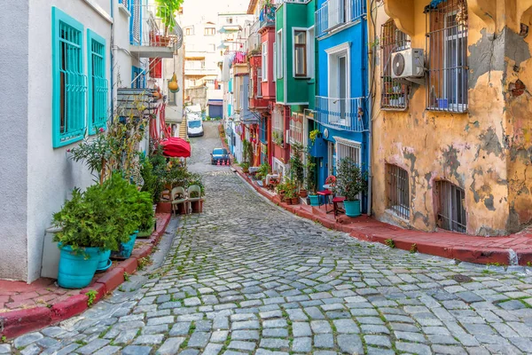 Beautiful Istanbul streets in colorful Fener views in Turkey — Stock Photo, Image