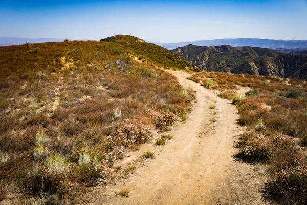 Dirt Road en Southern California Hills — Foto de Stock