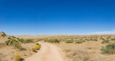 Açık Kaliforniya 'da Toprak Yolu
