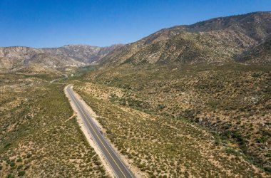 Kaliforniya 'da Çöl Otobanı