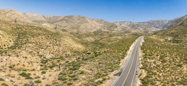 Πανοραμική θέα της Καλιφόρνια Desert Road — Φωτογραφία Αρχείου