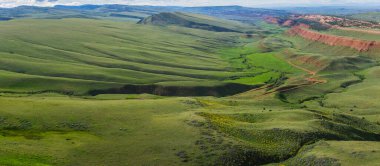 Yeşil Çimen Eğimleri