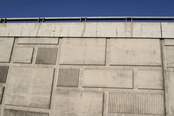Cement Muur Met Ingesloten Ontwerpen — Stockfoto