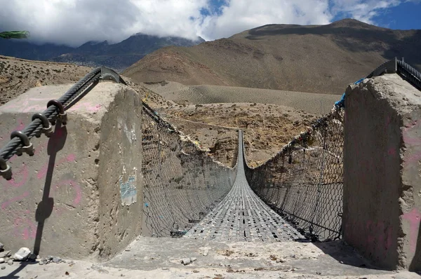 Pěší Visutý Most Betonovými Bloky Upevnění Přes Řeky Kali Gandaki — Stock fotografie