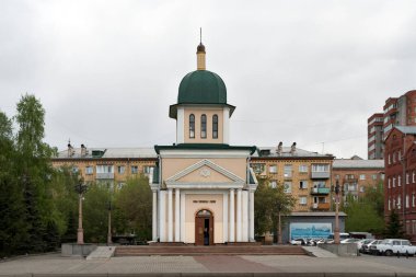 Krasnoyarsk Bölgesi 'ndeki Krasnoyarsk şehrinde, Solunsky' li Büyük Şehit Demetrius Kilisesi. Rusya.