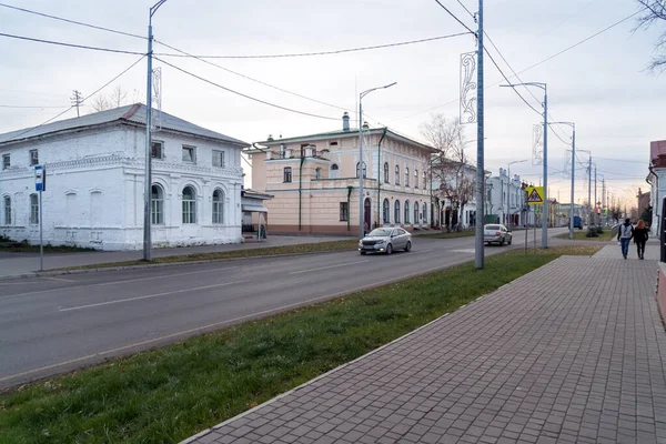 Central Lenin Street Starymi Domami Godzinach Wieczornych Historycznym Centrum Jenisejska — Zdjęcie stockowe