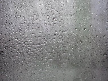 Donmuş cam. Su damlası