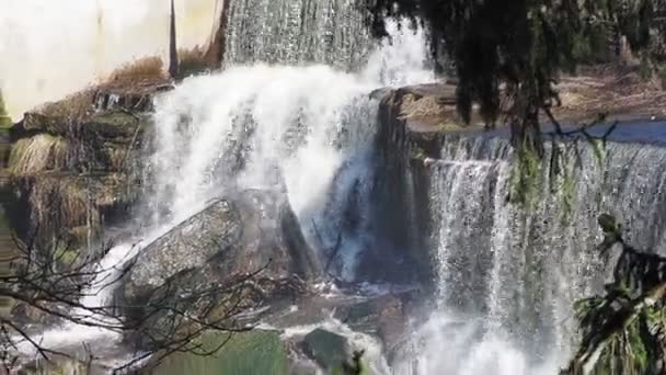 Wasserfall des Kraftwerks — Stockvideo