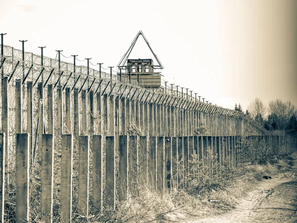 Stará Rozhledna Opuštěném Sovětském Vězeňském Komplexu Vězeňská Strážní Věž Plot — Stock fotografie