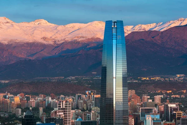 Gran torre santiago — Stok fotoğraf