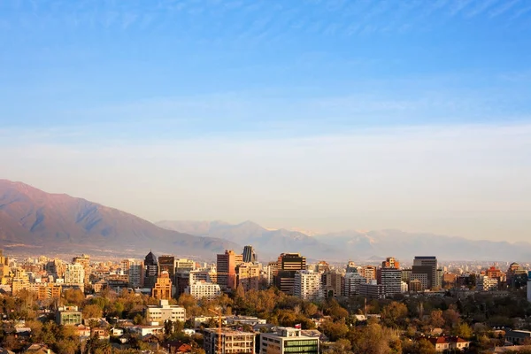 Skyline Kontorsbyggnader Det Rika Stadsdelen Providencia Santiago Chile — Stockfoto