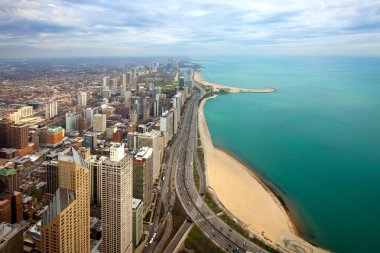 Havadan görünümü Kuzey Chicago ve Lake Michigan, Illinois, ABD