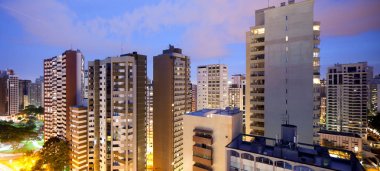 Panoramik Batel mahalle ve Praça do Japao (Japonya Meydanı), Curitiba, Parana devlet, Brezilya