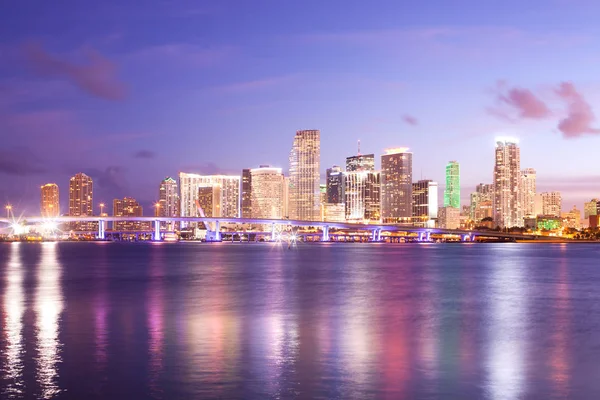 Skyline Centro Ciudad Miami Florida — Foto de Stock