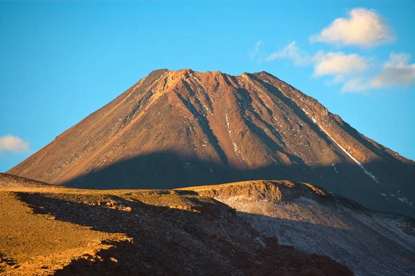 Вулкан Киликес Альтиплано Высокогорное Андское Плато Пустыня Атакама Чили Южная — стоковое фото