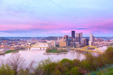 Panoramik Pittsburgh ve 3 nehirler, Pittsburgh, Pennsylvania, ABD