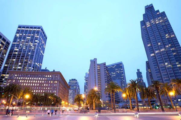 Skyline Των Κτιρίων Στο Κέντρο Της Πόλης Από Embarcadero Σαν — Φωτογραφία Αρχείου