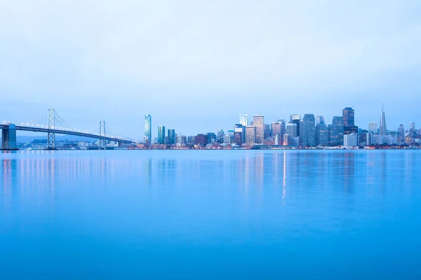 Skyline Della Città Attraverso Baia All Alba San Francisco California — Foto Stock