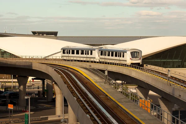 Queens Nova York Estados Unidos Airtrain Aeroporto Internacional John Kennedy — Fotografia de Stock