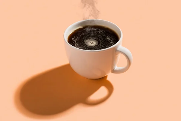 Gorąca Filiżanka Kawy Parą Tle Koloru — Zdjęcie stockowe