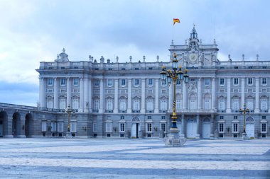 Palacio Real (Kraliyet Sarayı) Madrid, İspanya 'da Plaza de Oriente' de