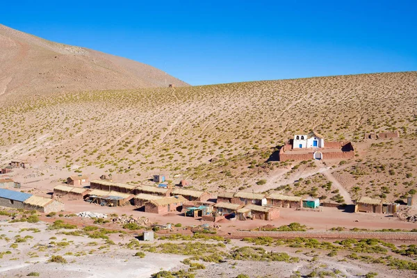 Liten Stad Som Heter Machuca Och Kyrka Den Chilenska Altiplano — Stockfoto